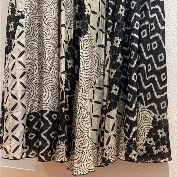 Johnny Was Black and Cream Geometric Maxi Dress - Picture 4 of 13